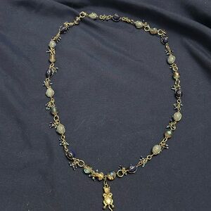 Costume jewelry vintage